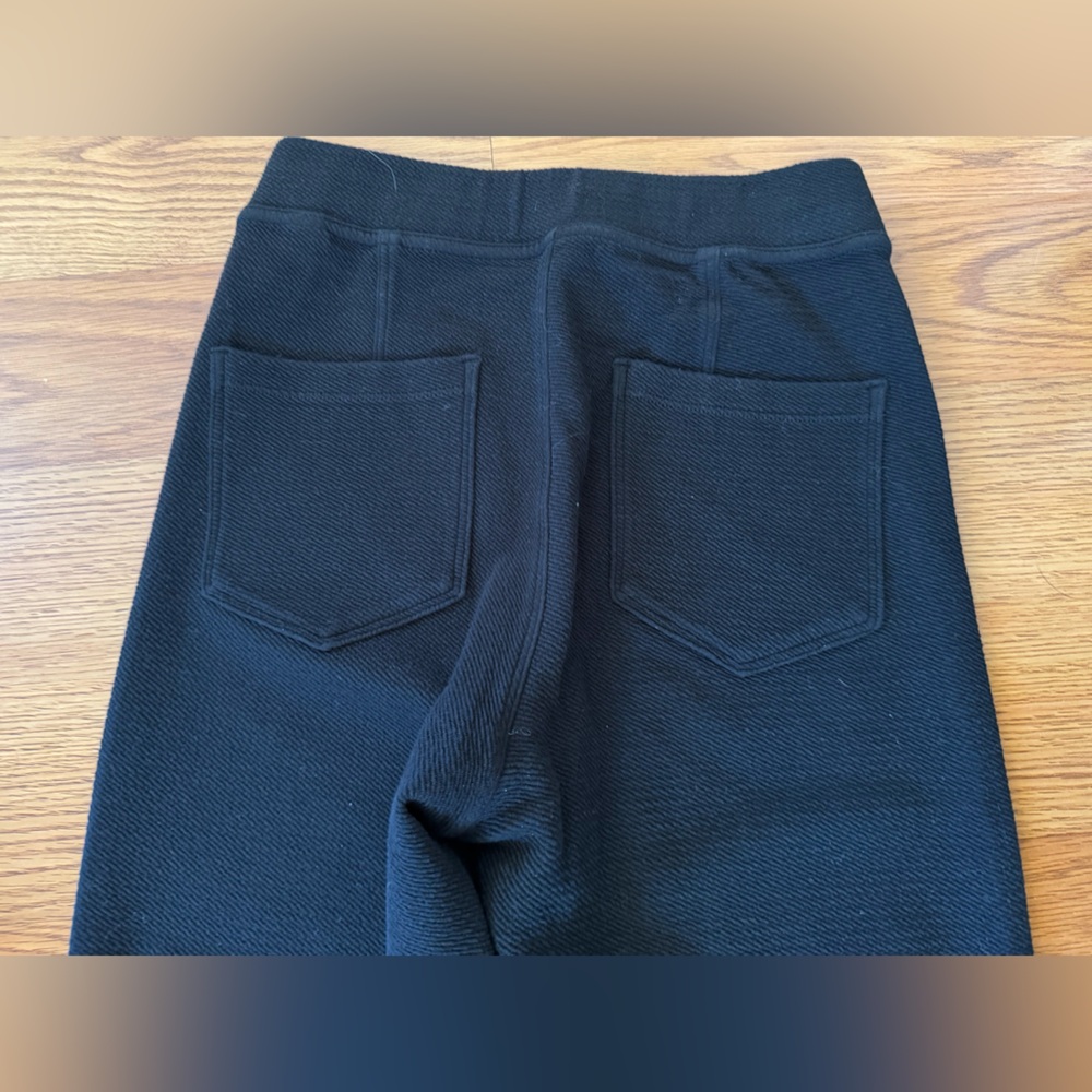 Offline by Aerie Small Black Flared Leggings - Picture 2 of 8